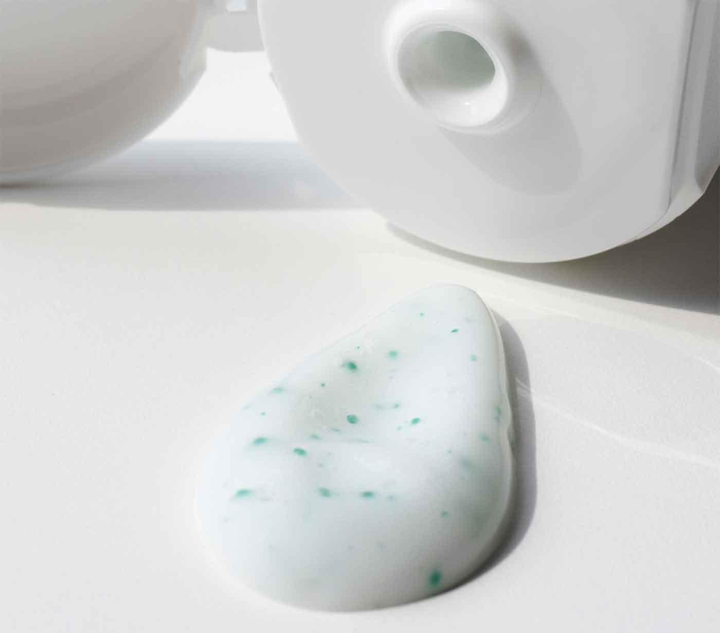 Gel exfoliant anti-taches illuminateur